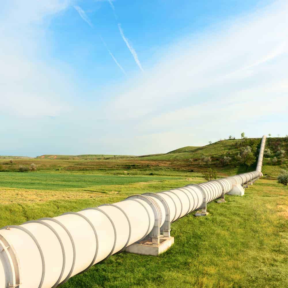 Pipeline following the natural gas pipeline welding code